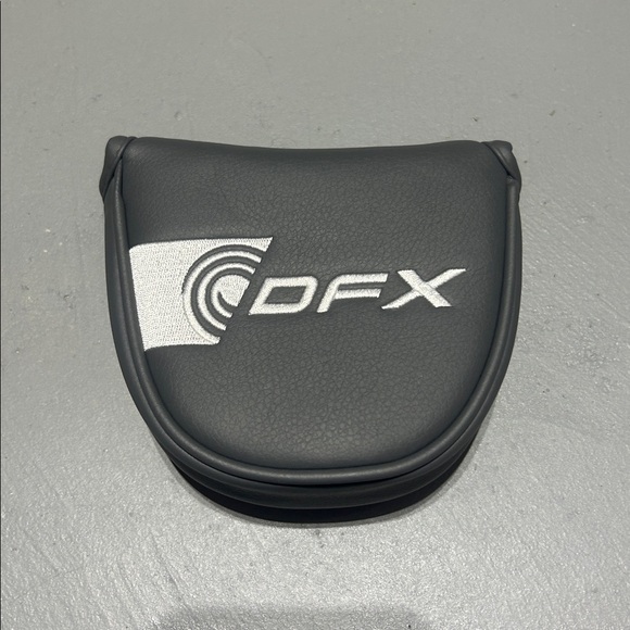 Odyssey Mallet Putter Golf Head Cover - Picture 8 of 8